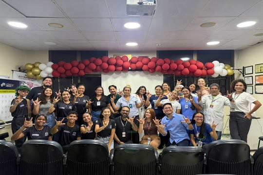 Atividade de extensão do projeto "Letras-Libras em Movimento"