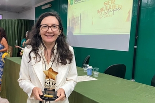 Homenagem na categoria Educação e Conhecimento