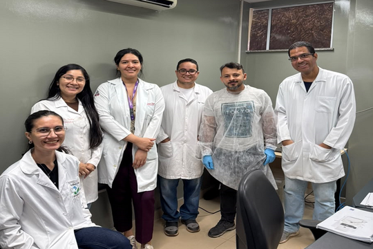 Atividades abordaram Microscopia Eletrônica de Varredura e Citometria de Fluxo